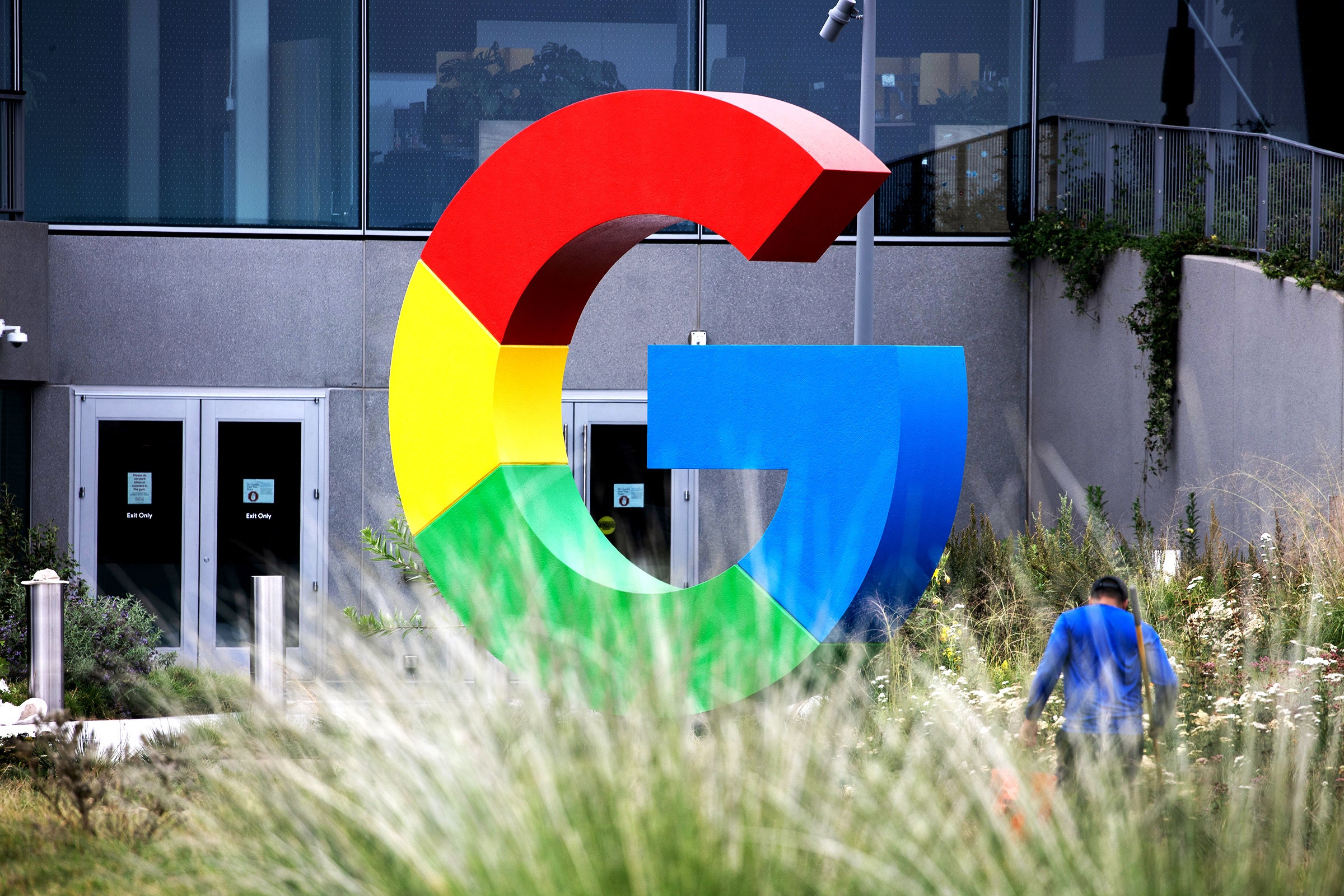 Google Workers Urge Cut Ties with Israeli Conference